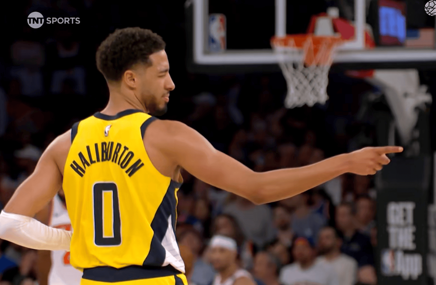 爱游戏-关键时刻纽约尼克斯备战意大利杯，更衣室发声细节曝光，压力陡增，训练强度明显提升的简单介绍