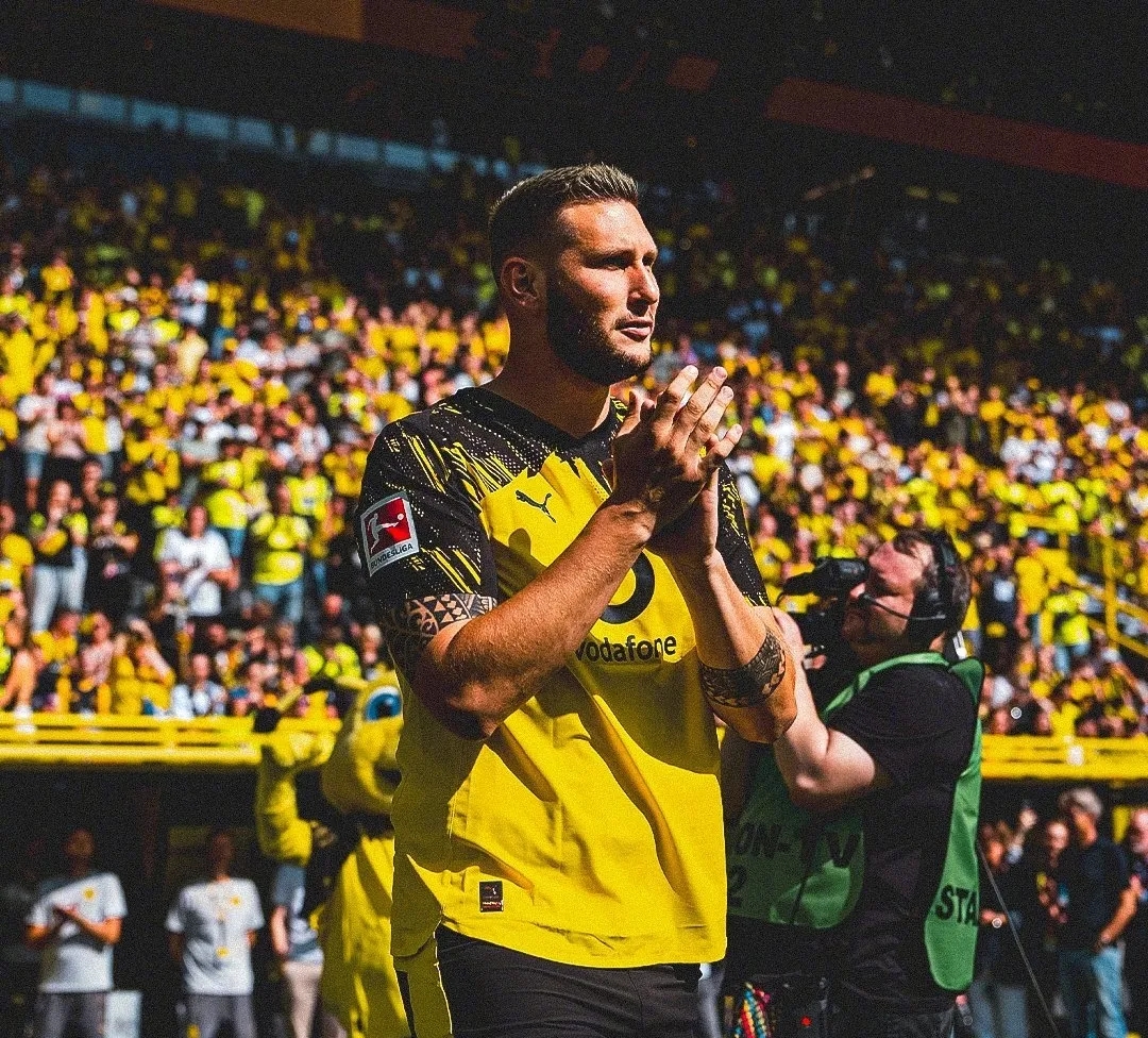 欧超杯集结日再迎强敌，萨克拉门托国王篮板制胜，主帅态度：目标明确，轮换策略成焦点的简单介绍